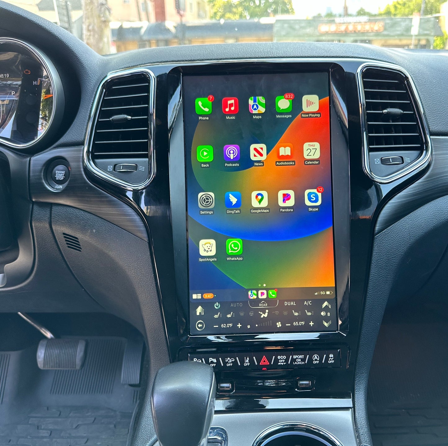 13.6" Vertical Screen Android 13 Fast boot Navigation Radio for Jeep Grand Cherokee 2011 - 2022