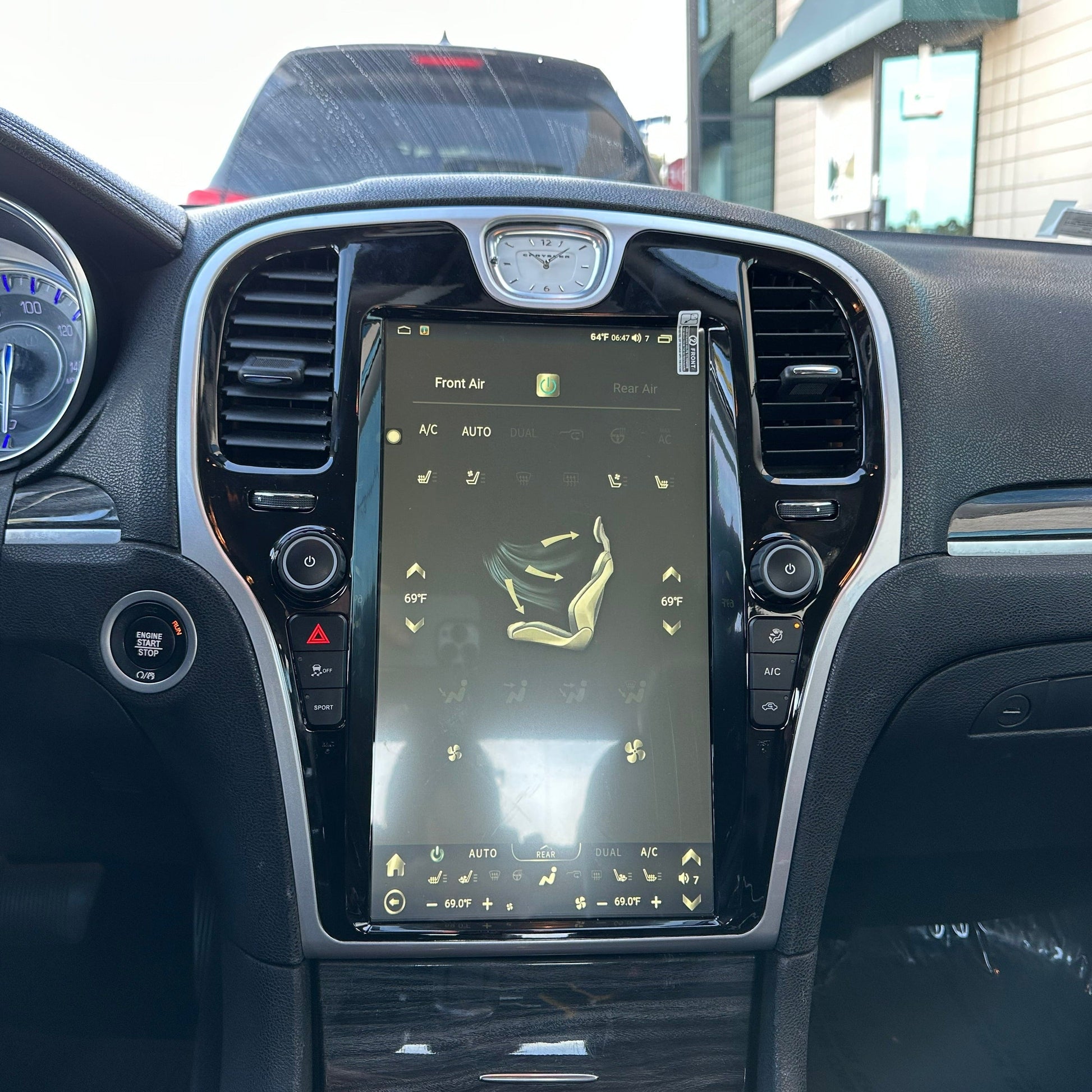 [Open box]13.6" Vertical Screen Android 10-12 Navigation Radio for Chrysler 300 300C 300S 2011 - 2023