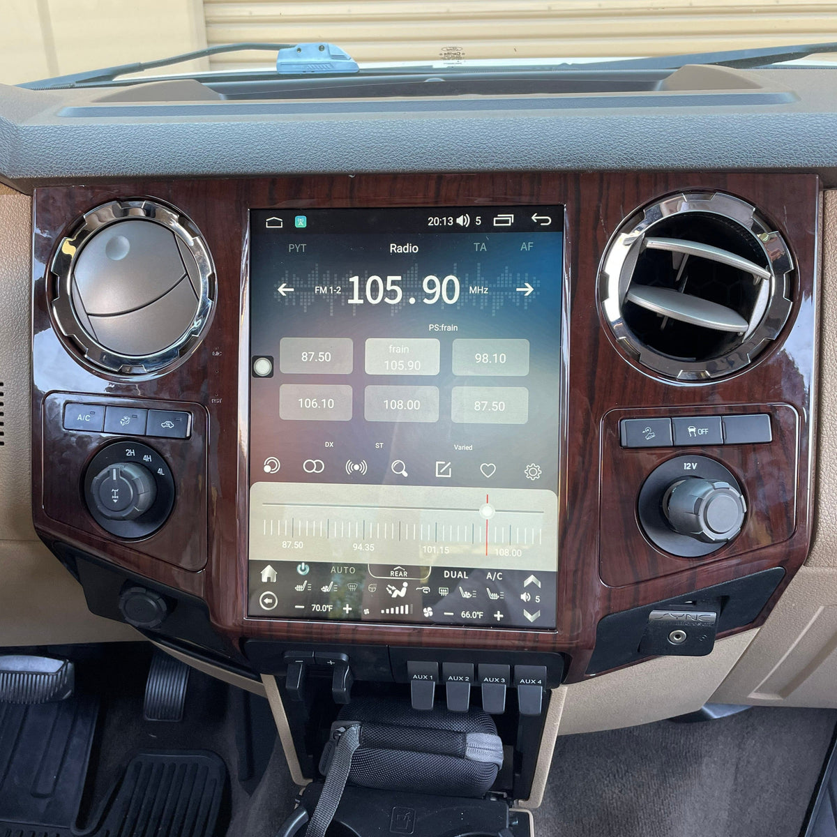 12.1 inch Android 10/13 Vertical Screen Navigation Radio for Ford F-250 F-350 Super Duty trucks 2008 - 2016 | Phoenix Automotive